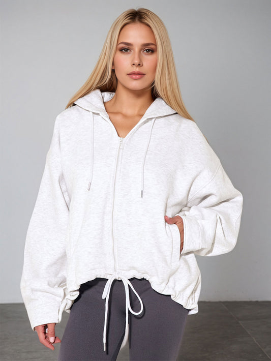 Cloud Ease Oversized Hoodie — Soft structure, relaxed fit, effortless confidence in every move. No Rutern.